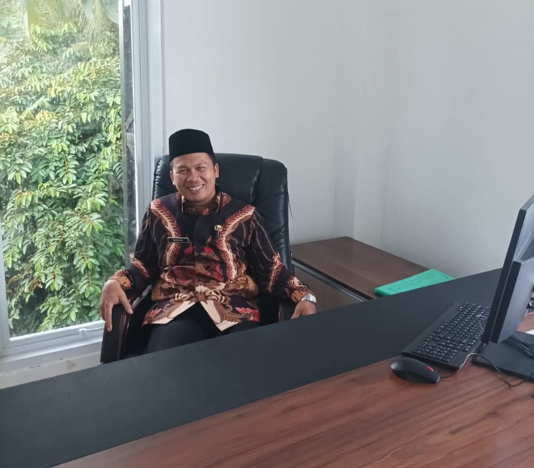 Mengenal Rasidi, Aktivitas Paginya sebagai Pejabat dan Malam Pendakwah ...