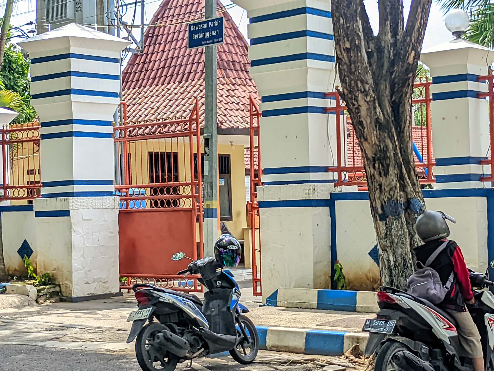PARKIR SAMPANG