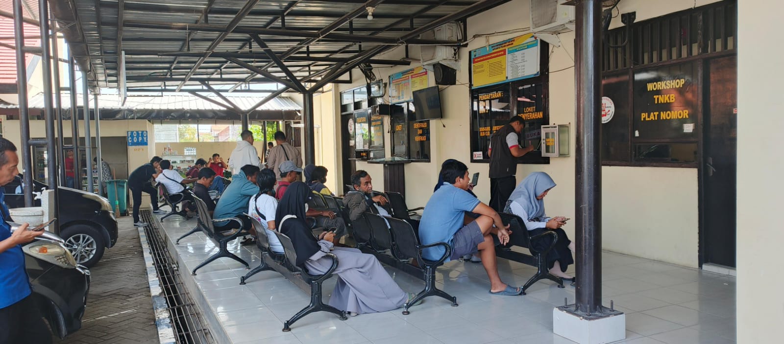 PELAYANAN SAMSAT SAMPANG SEJAK OPSEN