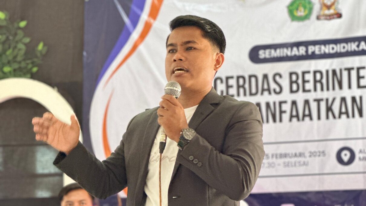 Umam Syarif