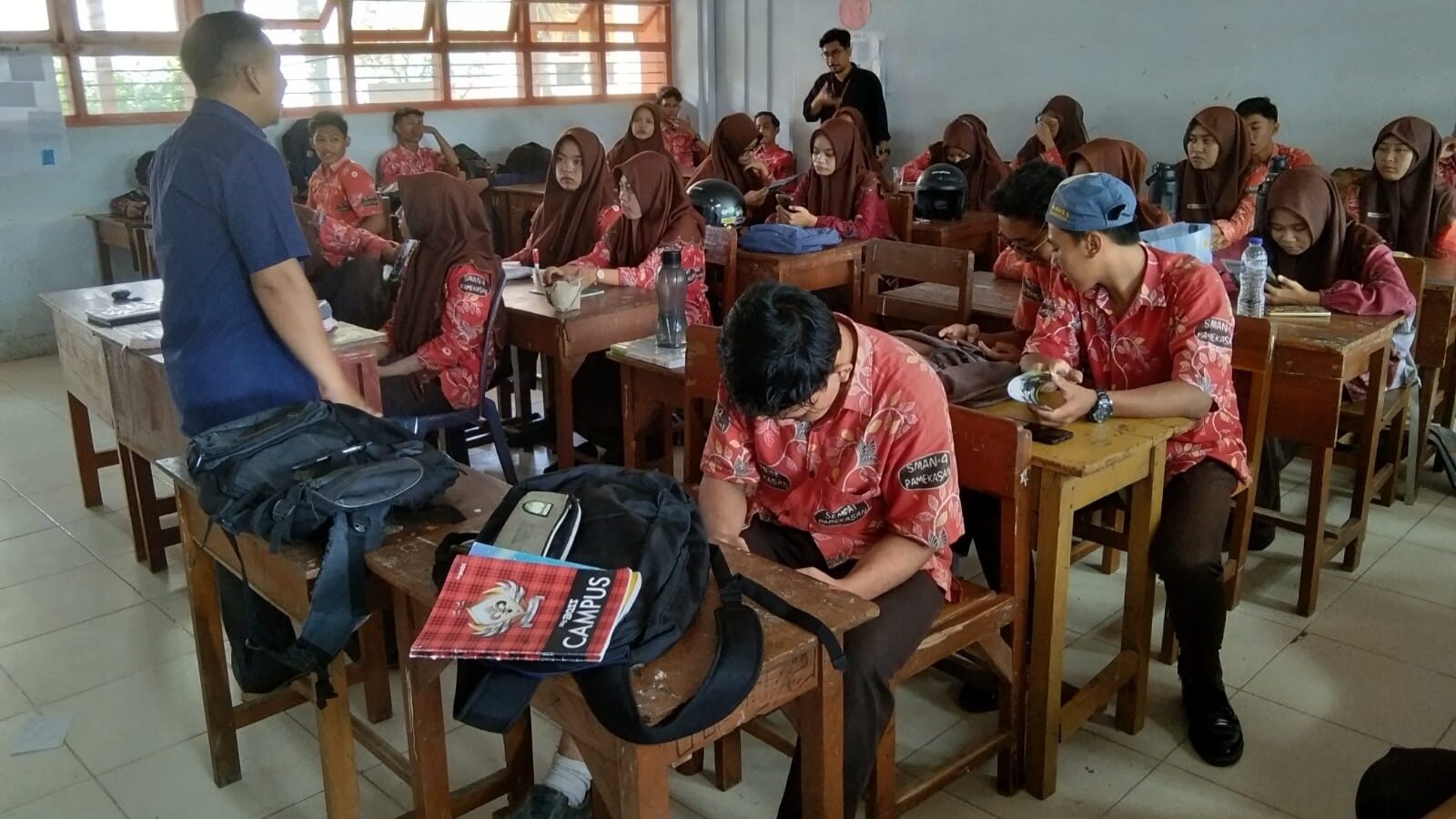 siswa guru Unira