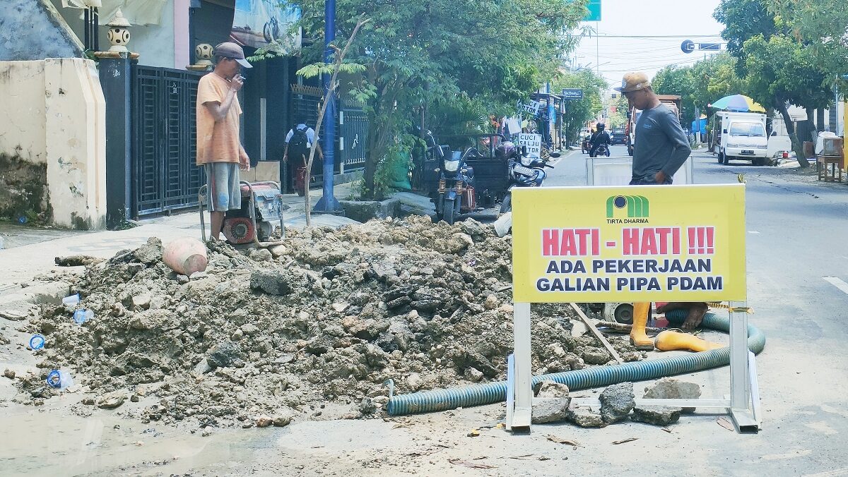 proyek pipa Pamekasan