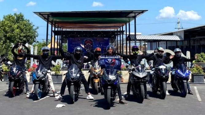 R15
