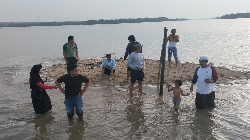 SHM Laut