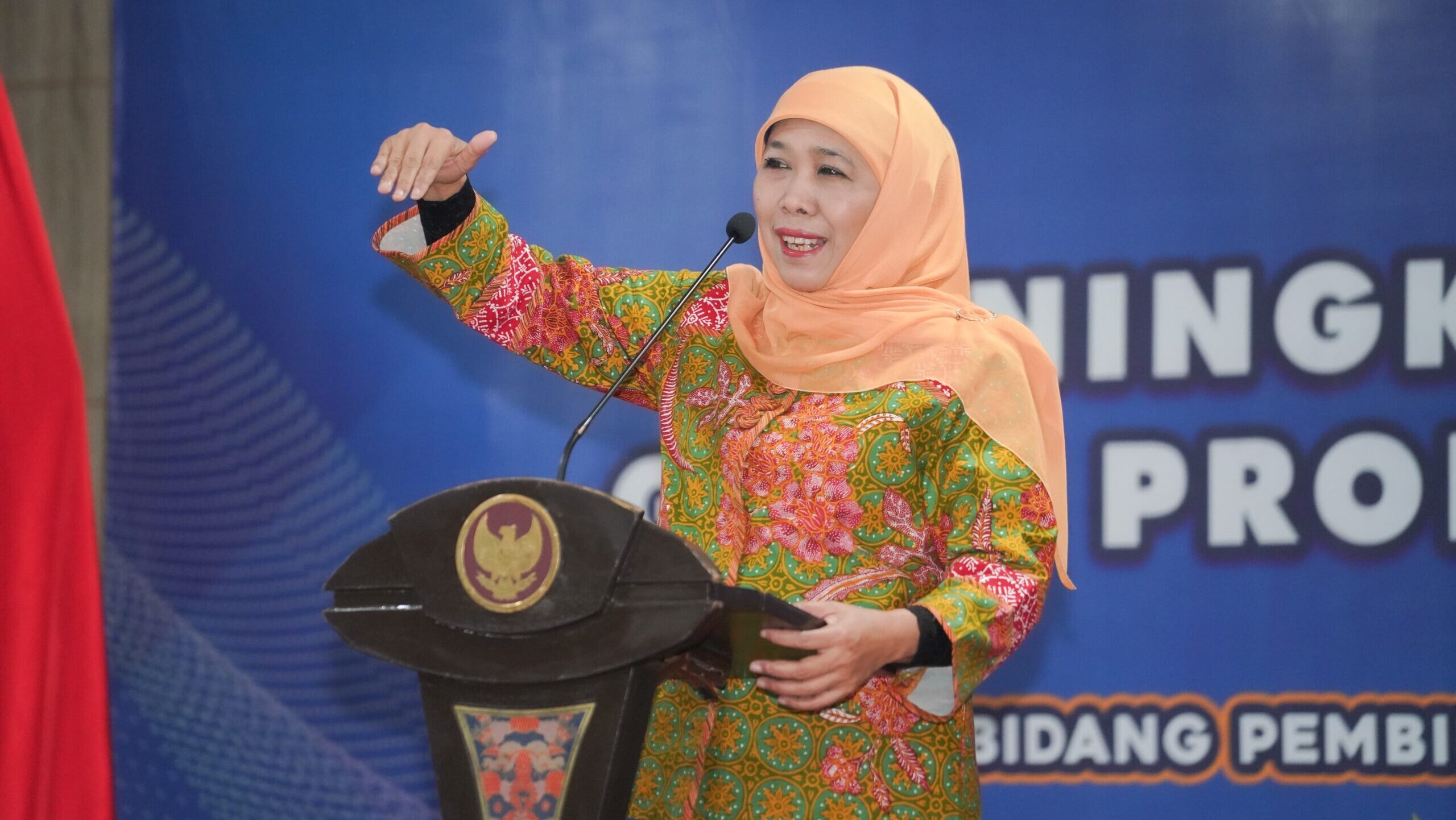 Gubernur Khofifah