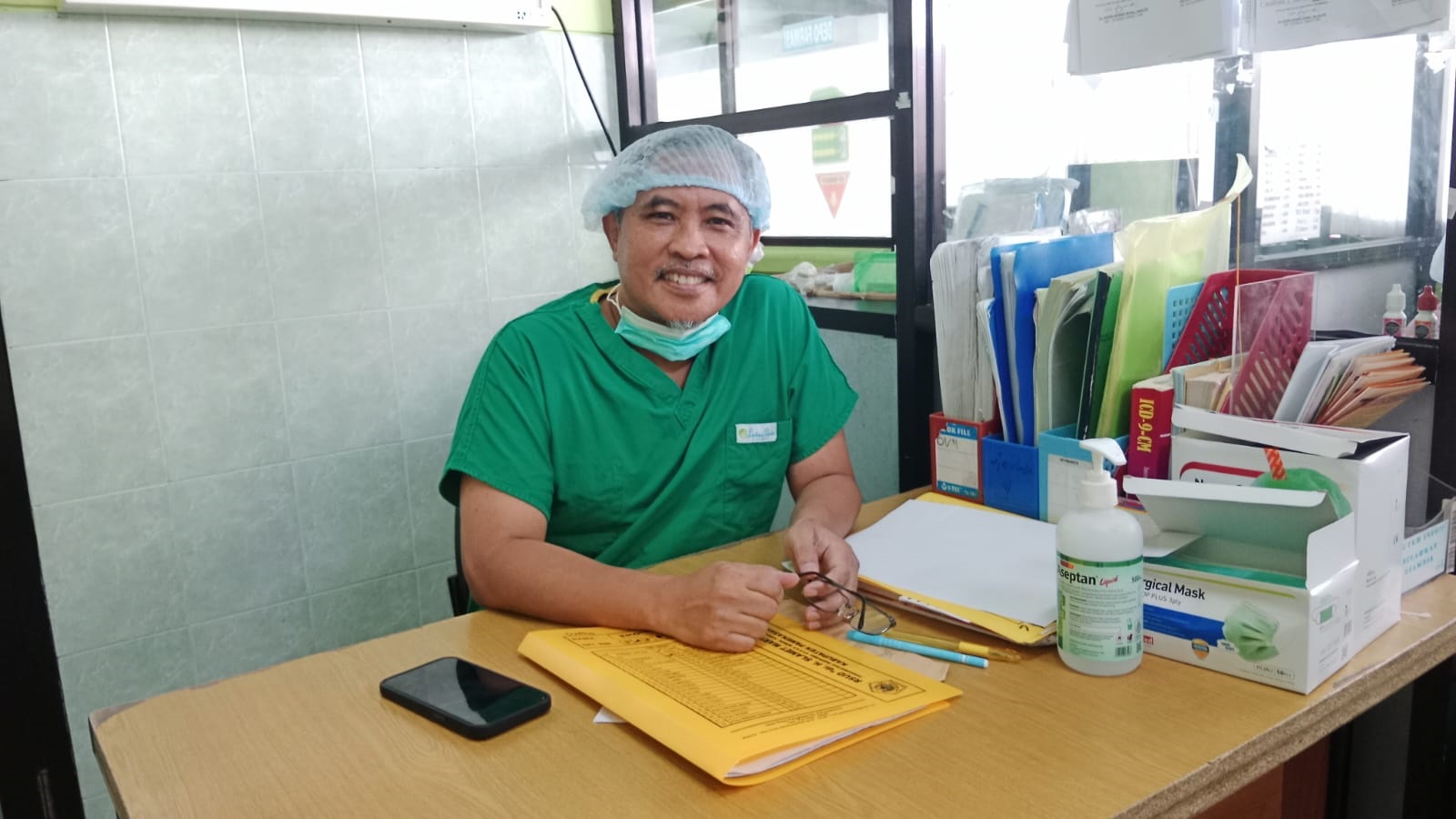 DR AKRAM