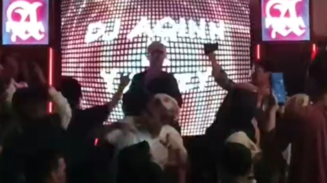 DJ