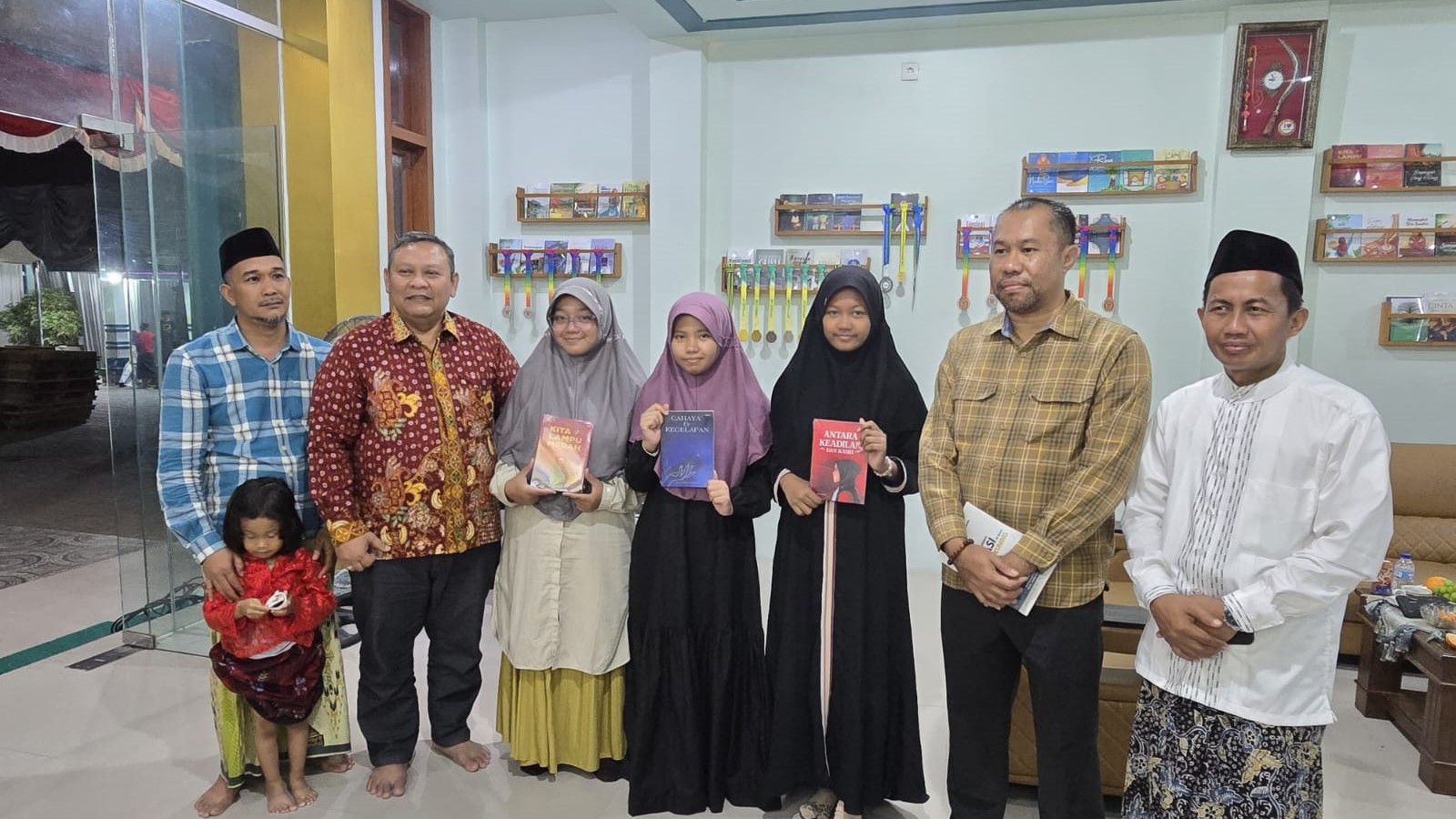 Kunjungan Asesor Matematika di Padepokan Kyai Mudrikah Pamekasan