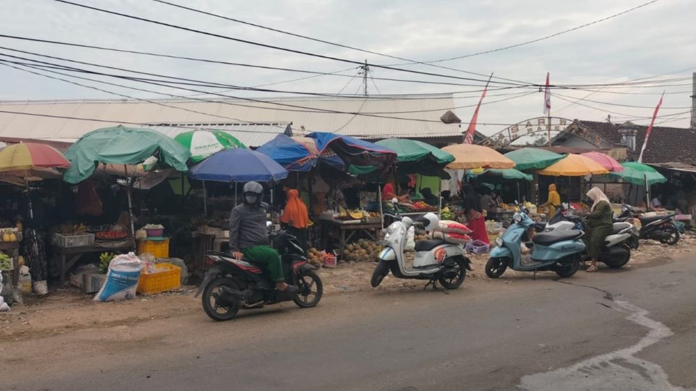 Pasar Waru