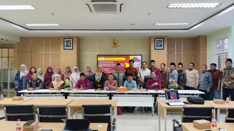 BERGERAK BERDAMPAK: Suasana saat Tadris IPS UIN Madura menggelar FGD Peningkatan Mutu Publikasi Ilmiah. (Achmad Muhlis/Kabar Madura)