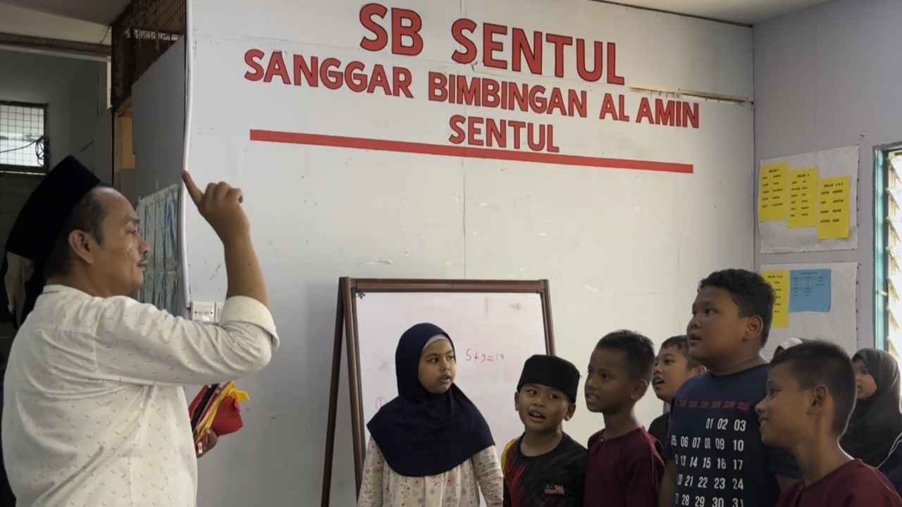 UIN Madura Perkuat Literasi Islam Nusantara Anak Migran di Malaysia: Dari Kisah hingga Narasi Tulis