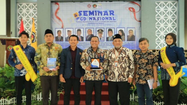 Seminar KEK Tembakau di UNIRA: Industrialisasi Rakyat Madura Dimulai dari Tembakau