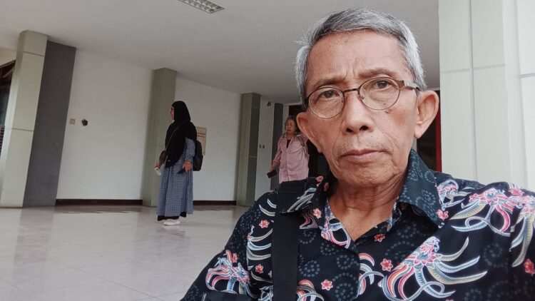 Ketika Bahasa Endipat Tergelincir