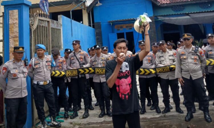 TIDAK GENTAR: AMS menolak Pilkada tidak langsung karena dinilai merusak nilai-nilai demokrasi. (Moh Razin/Kabar Madura)