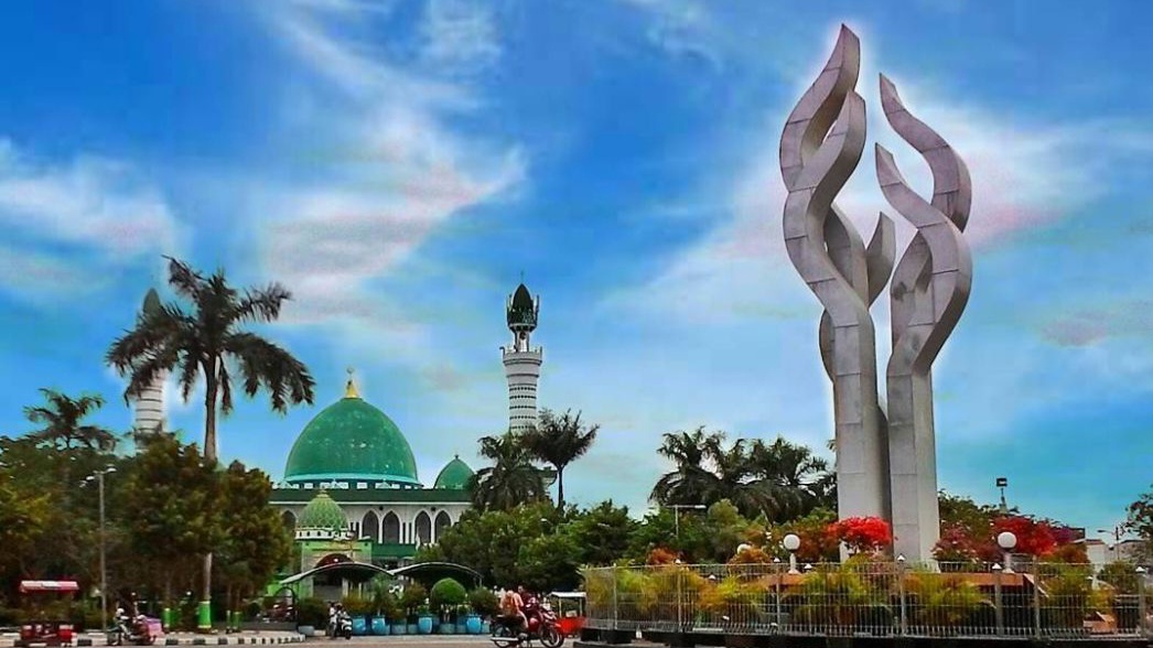 MENYEJARAH: Monumen Arek Lancor akan menjadi saksi bisu atas digelarnya pertemuan jurnalis se-Kabupaten Pamekasan. (Ist/Kabar Madura)