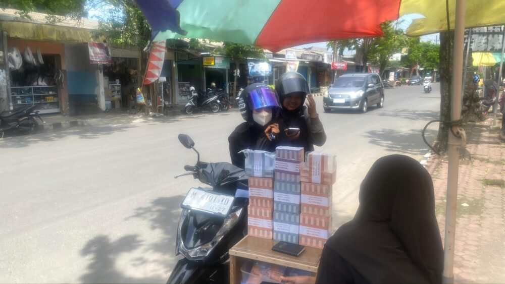 Tukar Uang