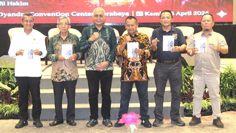 SPEKTAKULER: Puncak HPN PWI Jatim dihadiri oleh ratusan undangan. (Khoyrul Umam Syarif/Kabar Madura)
